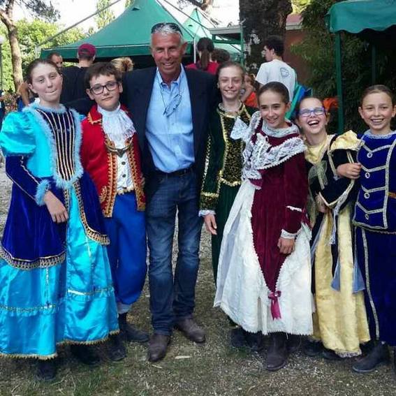 11403009_909367289105460_2885608821014578456_n